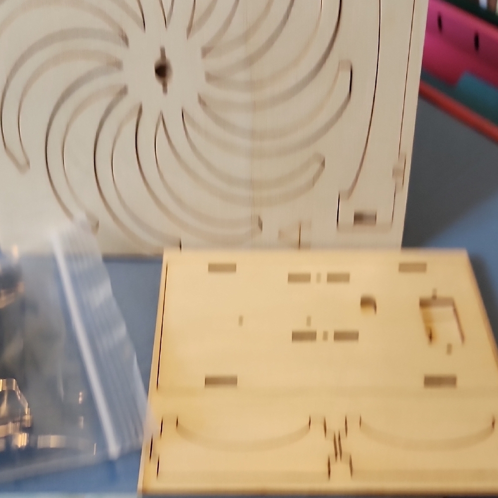 Magic Window 3D Puzzle Kit - Picture 4 of 5